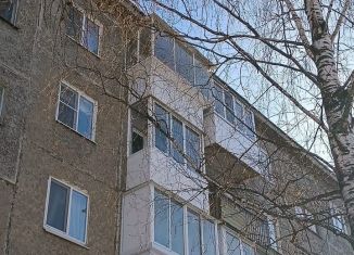 Продам 2-ком. квартиру, 46.6 м2, Первоуральск, улица Вайнера, 25А