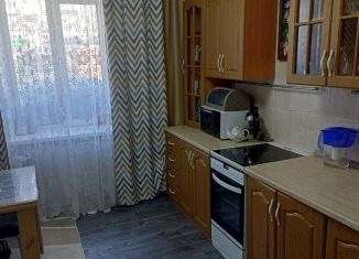 Аренда 4-комнатной квартиры, 78 м2, Красноярский край, улица Строителей, 5