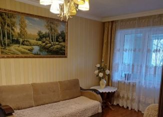 Сдам в аренду 2-ком. квартиру, 50 м2, поселок Верхний Фиагдон, улица Ю. Дзтиева, 12