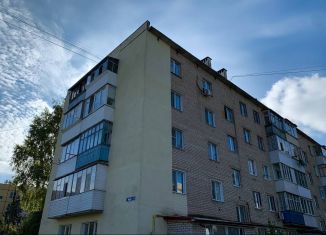 Продается 1-комнатная квартира, 30 м2, посёлок городского типа Знаменка, улица Ленина, 5