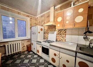 Продается 3-комнатная квартира, 62 м2, Новомосковск, Трудовой проезд, 7