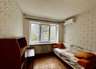 Продается двухкомнатная квартира, 37.4 м2, Геленджик, Советская улица, 72