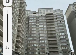 Сдача в аренду 2-комнатной квартиры, 72 м2, Махачкала, улица Вузовское Озеро, 13