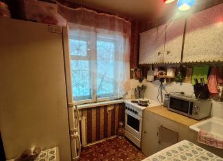 Продам 2-ком. квартиру, 44 м2, Братск, бульвар Космонавтов, 14