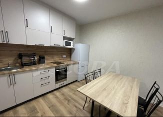 Аренда 1-ком. квартиры, 45 м2, Тюмень, улица Тимофея Кармацкого, 9