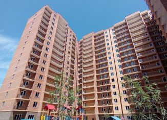 Продается 1-ком. квартира, 45 м2, Грозный, улица Мамсурова, 1