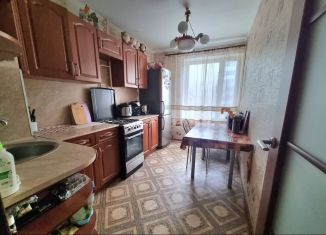 Продаю 3-ком. квартиру, 64 м2, Москва, улица Маршала Тухачевского, 21к2, метро Народное Ополчение