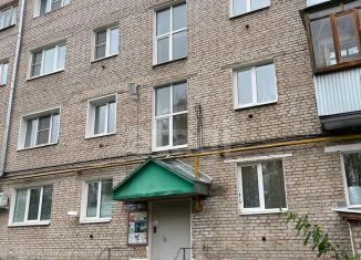 Продам 2-ком. квартиру, 41 м2, Владимирская область, Комсомольская улица, 32