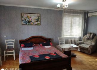 Продам 1-комнатную квартиру, 32 м2, Махачкала, проспект Имама Шамиля, 34А