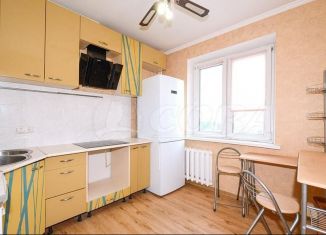 Продам 1-ком. квартиру, 42 м2, Тюменская область, улица Маршака, 7