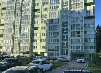 Продается трехкомнатная квартира, 85 м2, Энгельс, Студенческая улица, 183Г, ЖК Волжский Изумруд