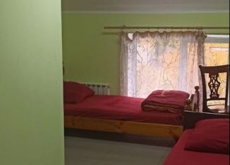 Сдаю в аренду комнату, 15 м2, село Дубки, Советская улица, 3