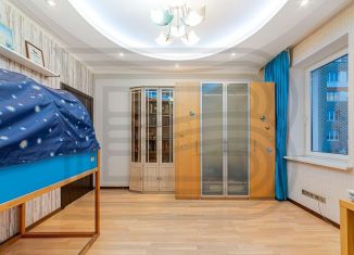 Продается 4-комнатная квартира, 136.3 м2, Москва, Суворовская улица, 10, район Преображенское