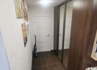 Продажа 2-комнатной квартиры, 75 м2, Тольятти, улица Александра Кудашева, 108