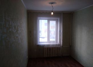 Продам 3-комнатную квартиру, 61.9 м2, поселок городского типа Белоярский, Юбилейная улица, 42