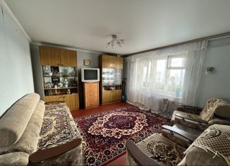 Продается трехкомнатная квартира, 62 м2, Белореченск, Заводская улица, 55