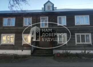 Продажа 2-комнатной квартиры, 44.1 м2, Можга, улица Азина, 34