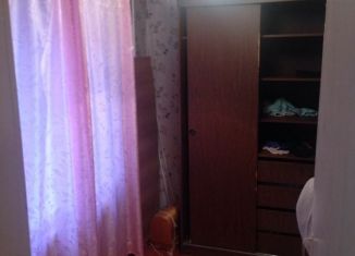2-комнатная квартира в аренду, 40 м2, Дедовск, улица Ленина, 1