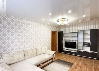 Продажа трехкомнатной квартиры, 64.5 м2, Кировская область, улица Маклина, 54