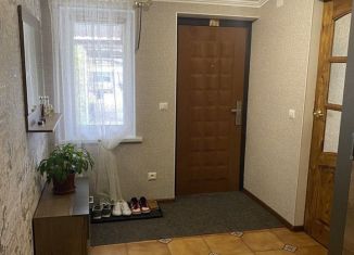 Продам 3-комнатную квартиру, 80.4 м2, поселок городского типа Мостовской