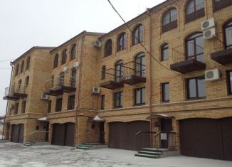 Продаю многокомнатную квартиру, 420 м2, Новгородская область, улица Обороны, 26