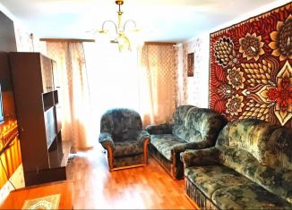 Продаю 2-комнатную квартиру, 46 м2, посёлок городского типа Янтарный, Советская улица, 74А