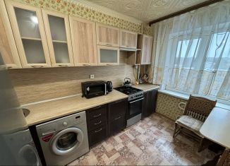 Сдаю в аренду 2-ком. квартиру, 54 м2, Саранск, улица Сущинского, 34