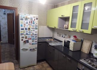 Продается двухкомнатная квартира, 48 м2, Дзержинск, улица Петрищева, 12