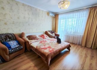 Продажа трехкомнатной квартиры, 62 м2, Каменск-Шахтинский, Красная улица, 64А