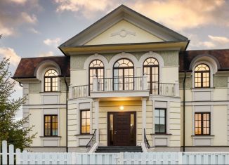 Продам коттедж, 560 м2, деревня Воронино