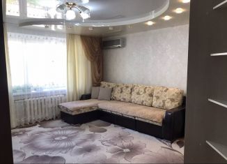 Сдам двухкомнатную квартиру, 52 м2, Йошкар-Ола, улица Лебедева, 55Б, микрорайон Кирзавод