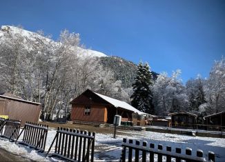 Сдам в аренду дом, 25 м2, курортный поселок Домбай, улица Спасателей, 107А