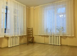 Сдаю 2-ком. квартиру, 45 м2, Москва, Астрадамская улица, 3, Астрадамская улица