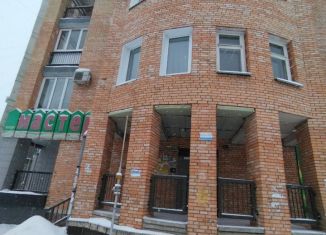Продажа 5-комнатной квартиры, 147 м2, Кировская область, улица 60 лет Октября, 2