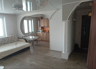 Сдам 3-комнатную квартиру, 70 м2, Нефтекамск, Комсомольский проспект, 50