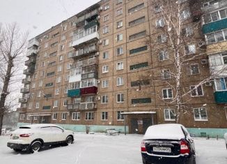 Двухкомнатная квартира на продажу, 47.1 м2, Вольск, Саратовская улица, 33