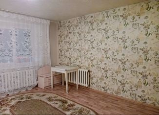 Продается 1-комнатная квартира, 35 м2, Менделеевск, улица Химиков, 8