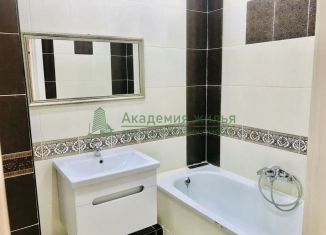 Продается трехкомнатная квартира, 80.6 м2, Саратовская область, Майская улица, 6В