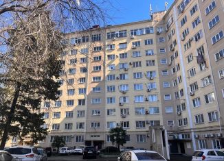 Продажа 2-комнатной квартиры, 49.9 м2, Туапсе, улица Карла Маркса, 1