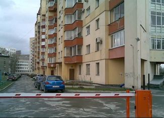 Сдаю в аренду 2-комнатную квартиру, 68 м2, Новосибирск, улица Немировича-Данченко, 169, метро Студенческая