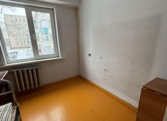 Продажа 4-комнатной квартиры, 58 м2, Рубцовск, улица Светлова, 86