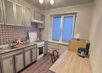 Аренда 2-ком. квартиры, 46 м2, Подольск, Рощинская улица, 23А