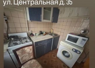 Сдам 2-ком. квартиру, 42 м2, Казань, Центральная улица, 35, Вахитовский район