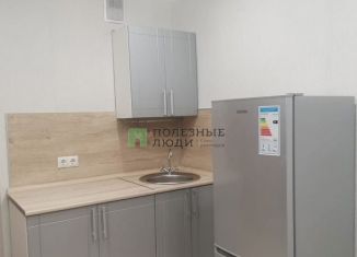 Продаю комнату, 12 м2, Татарстан, улица Комарова, 8