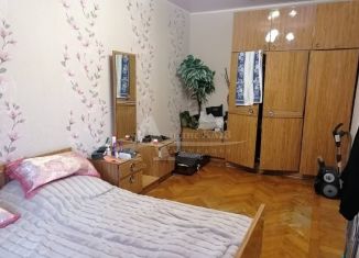 Продаю 2-комнатную квартиру, 77 м2, Кисловодск, улица Куйбышева, 15