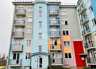 Продам 2-ком. квартиру, 40 м2, Пионерский, Рабочая улица, 33к3