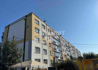 Продам 2-ком. квартиру, 51 м2, Бузулук, Фабричная улица, 62