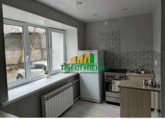 Продается 2-ком. квартира, 39 м2, Московская область, Школьная улица, 6