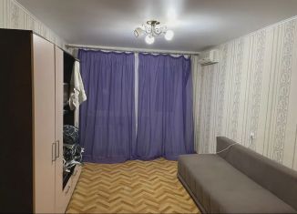 Продажа 2-ком. квартиры, 43 м2, Элиста, улица Ю. Клыкова, 134