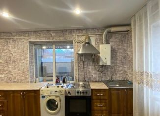 Однокомнатная квартира в аренду, 52 м2, Ессентуки, улица Фрунзе, 15